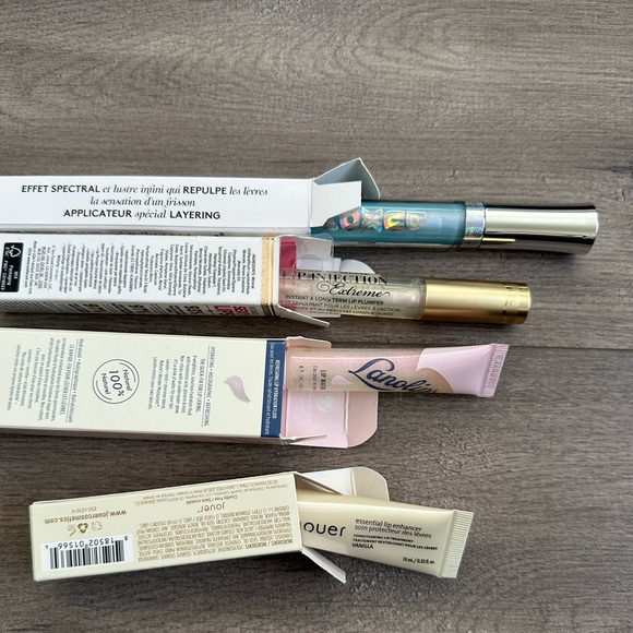 Bundle of lip glosses and plumpers - Picture 2 of 5